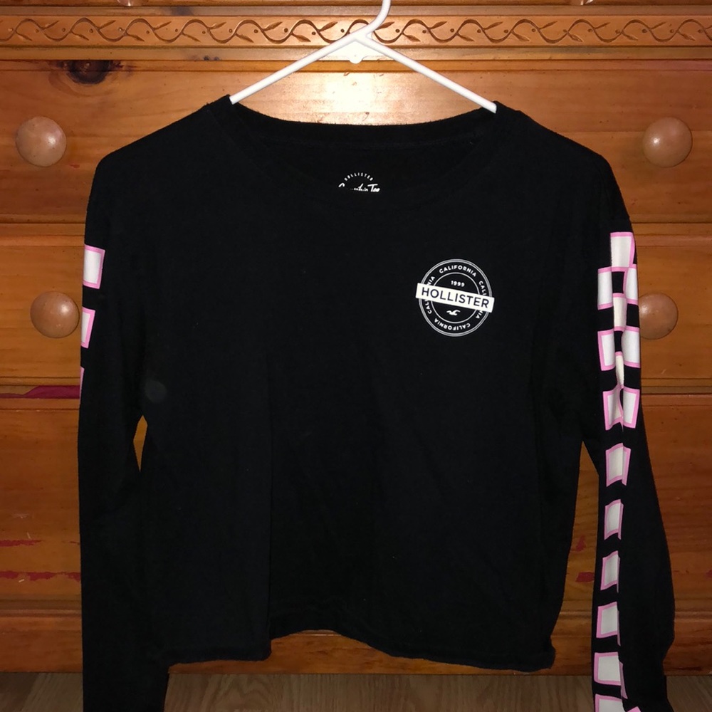 long sleeved crop top
